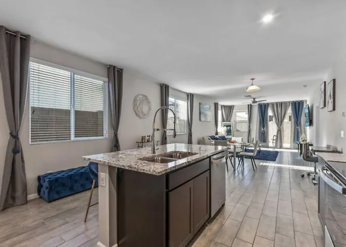 Spacious Az King Bed Great Wifi Near Stadium Golf * Surprise