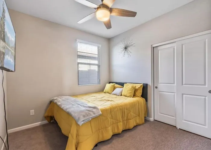 Spacious Az King Bed Great Wifi Near Stadium Golf *