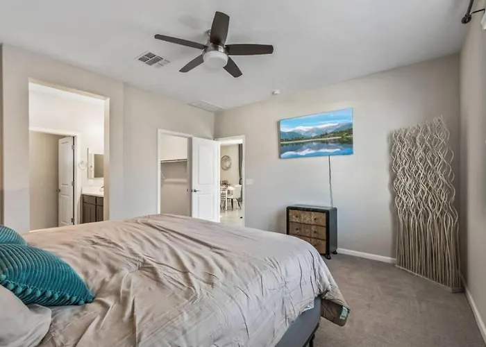 Spacious Az King Bed Great Wifi Near Stadium Golf