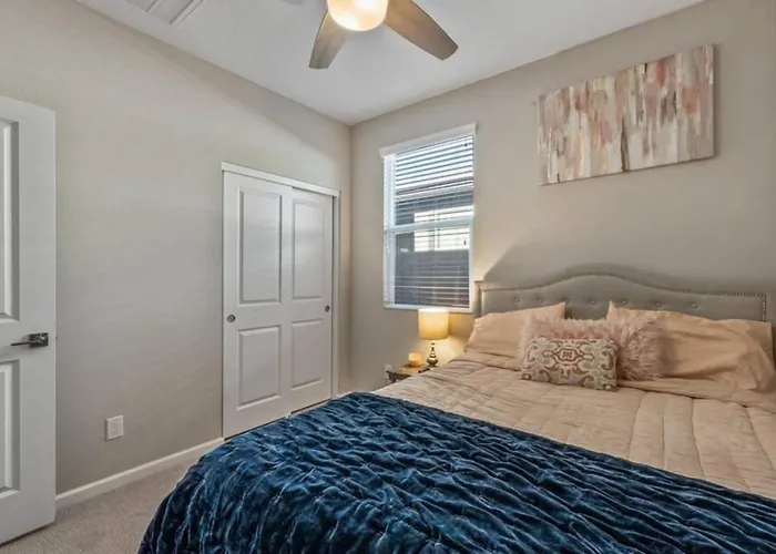 Spacious Az King Bed Great Wifi Near Stadium Golf *
