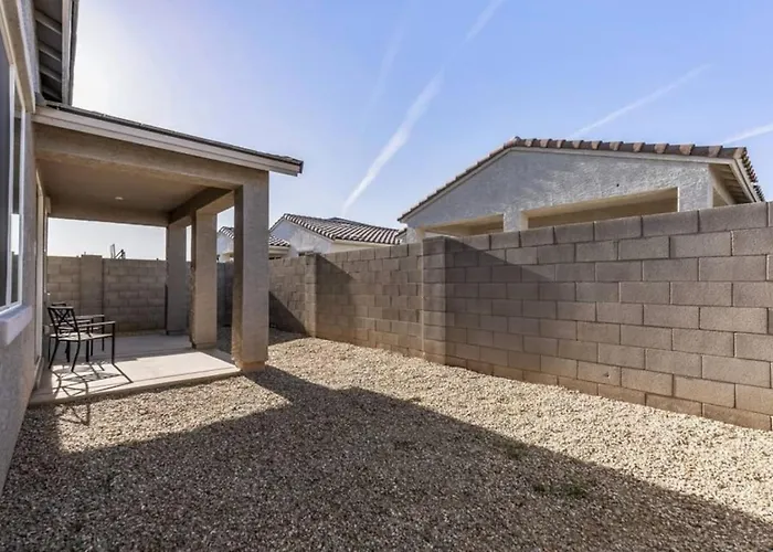 Holiday home Spacious Az King Bed Great Wifi Near Stadium Golf *