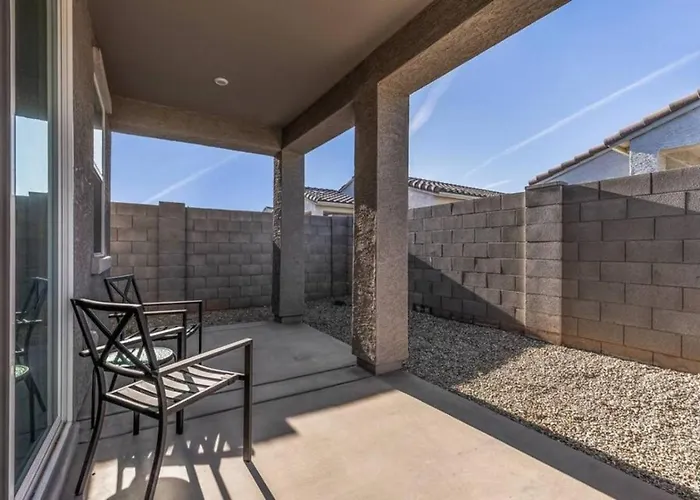 Spacious Az King Bed Great Wifi Near Stadium Golf Holiday home *